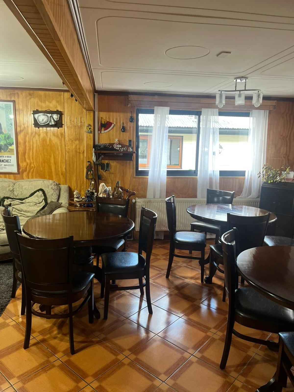 Hostal Espanol Coyhaique Εξωτερικό φωτογραφία