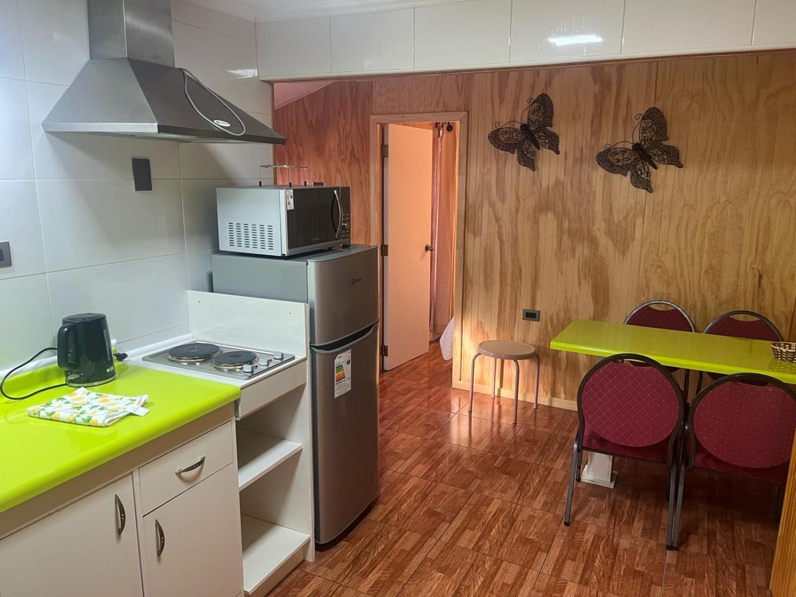 Hostal Espanol Coyhaique Εξωτερικό φωτογραφία