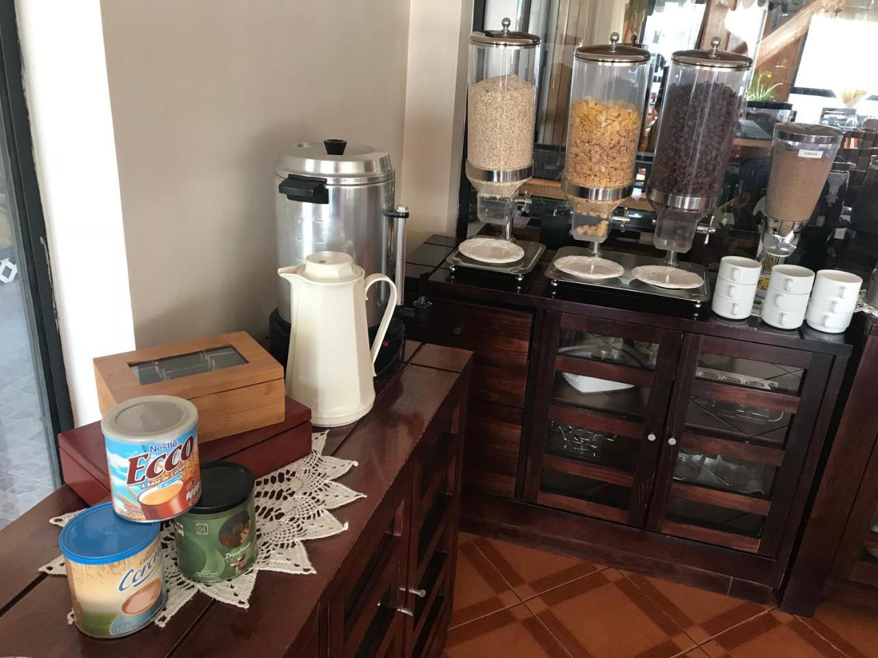 Hostal Espanol Coyhaique Εξωτερικό φωτογραφία